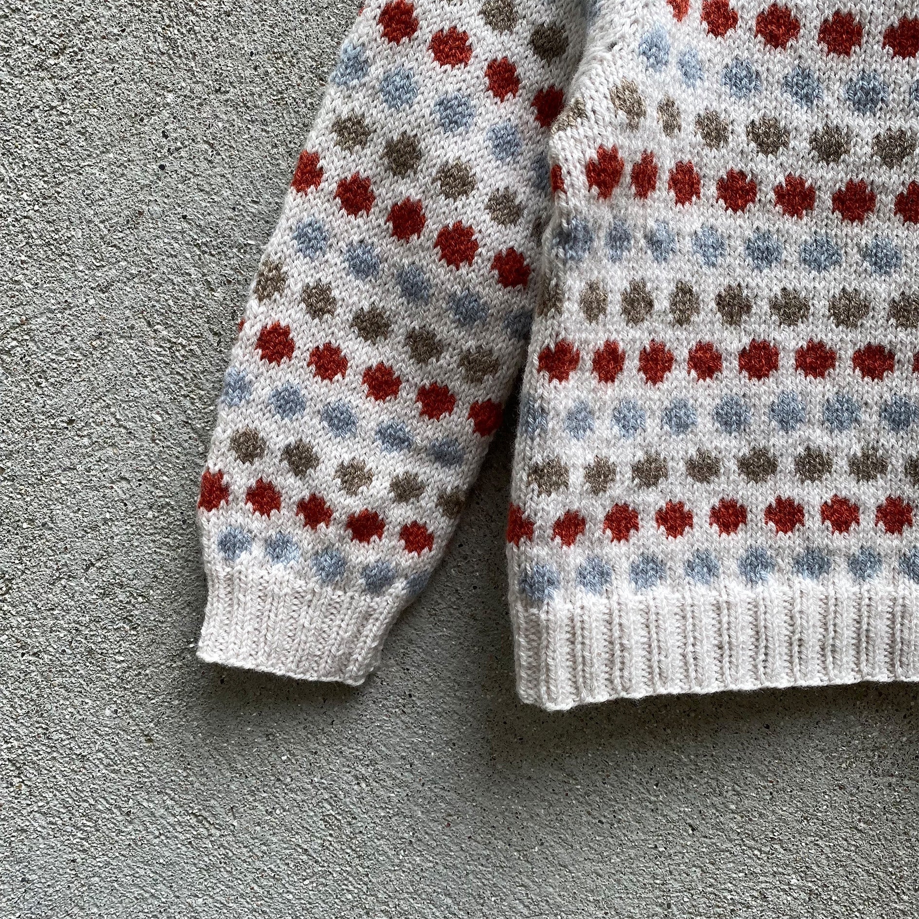 Dot Sweater (Prik bluse) baby - norska